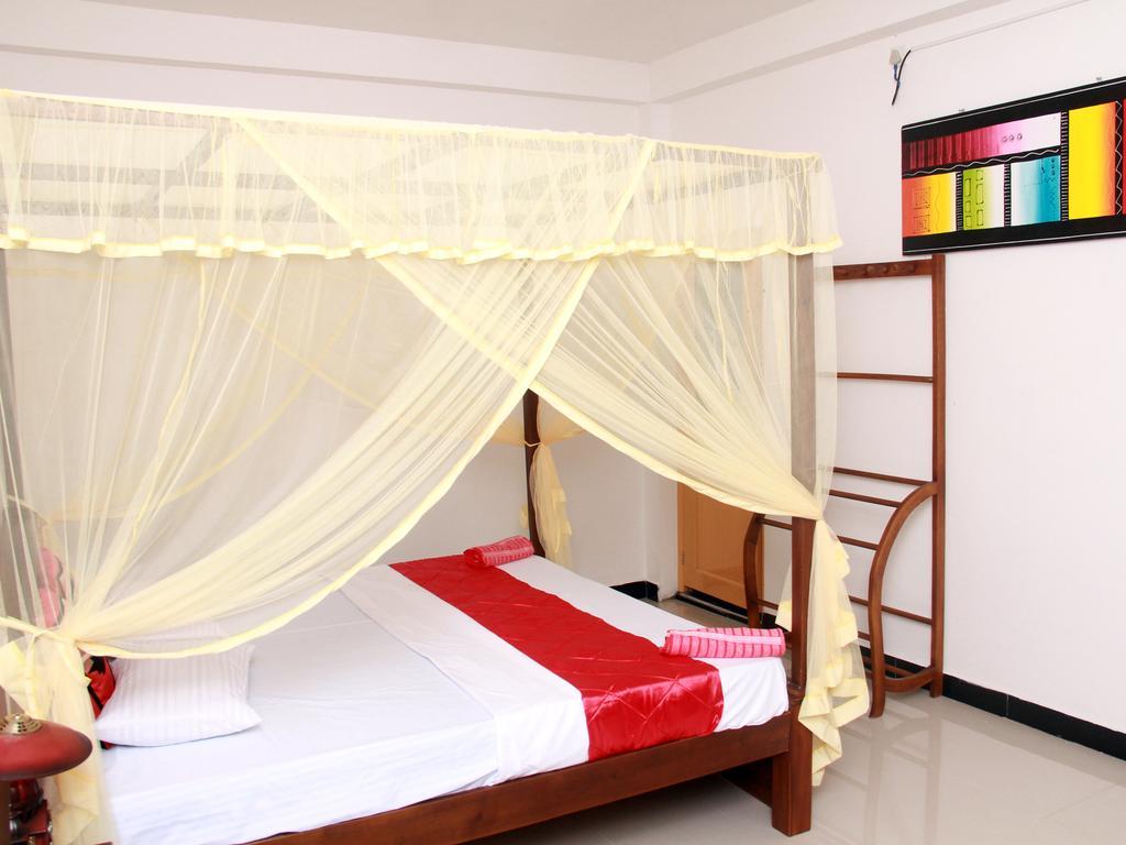 Hotel Sun Rest Mirissa Banduramulla Esterno foto