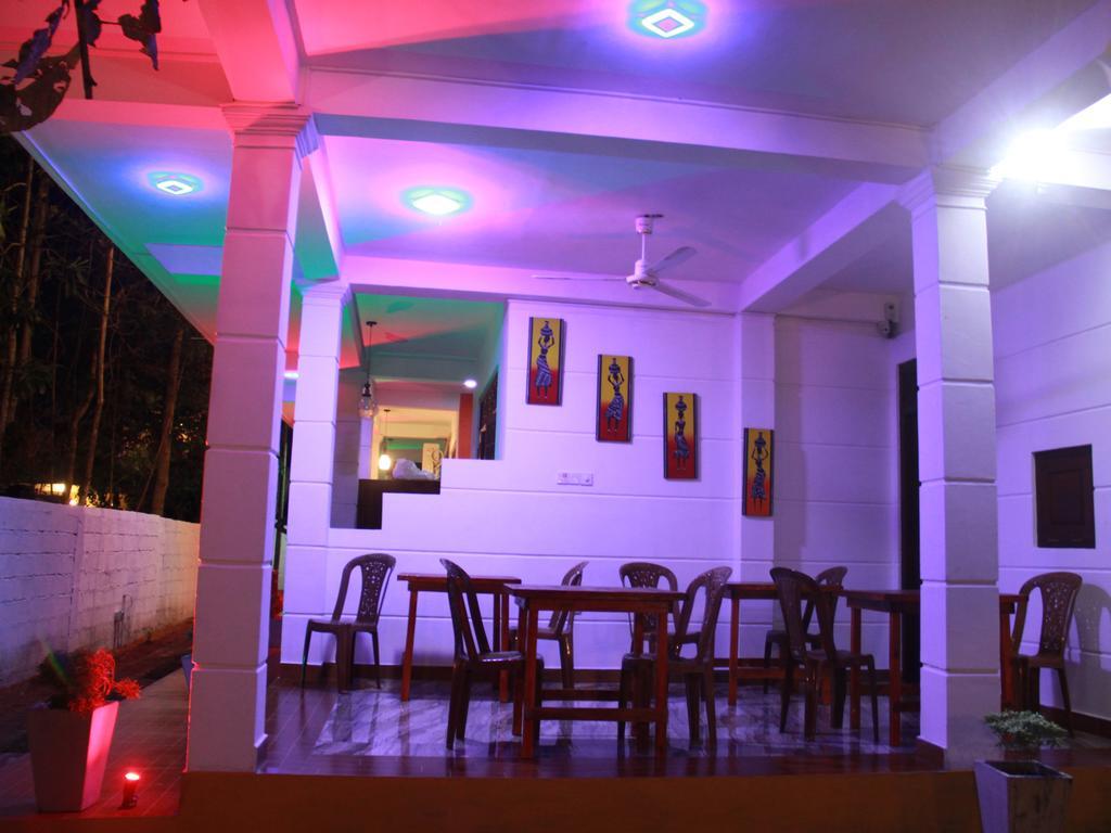Hotel Sun Rest Mirissa Banduramulla Esterno foto